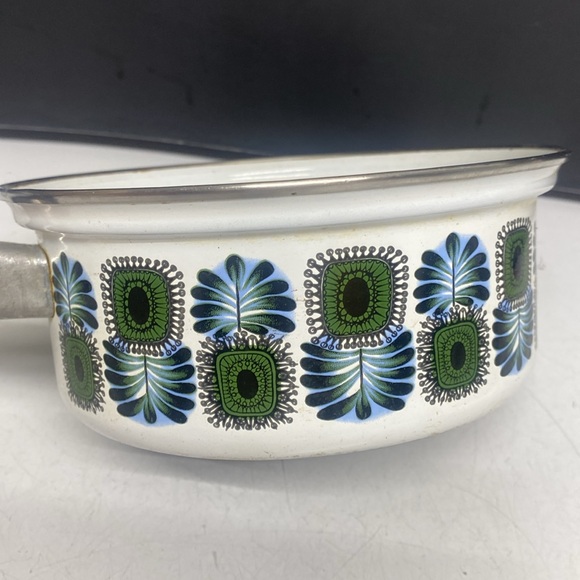 Austria Email Enamelware Pot - Picture 4 of 17